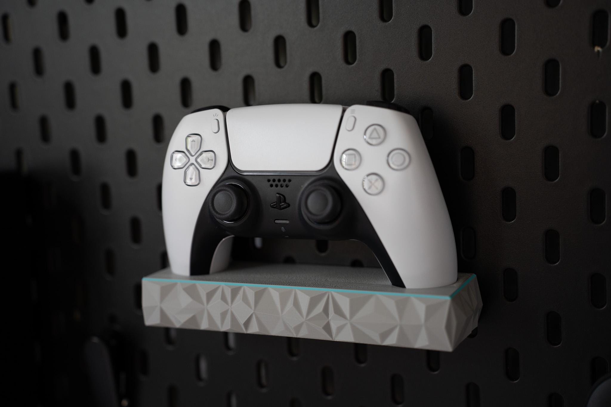 PS5 Controller Display Pegboard Mount (IKEA Skadis) - Geometric Pattern
